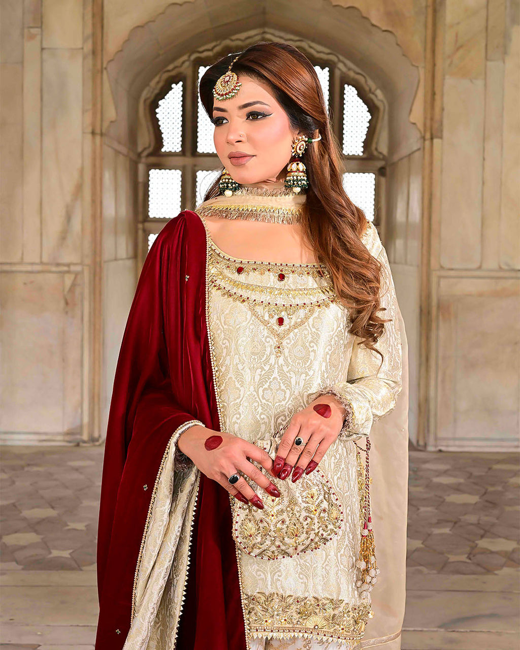 Zeenat Potli